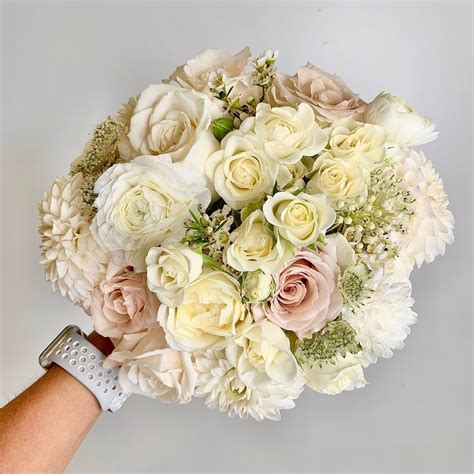 Flower Busy - Wedding Flowers